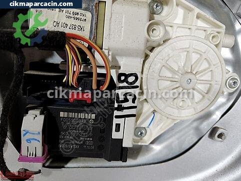 Volkswagen Golf Cam Motoru çıkma parça