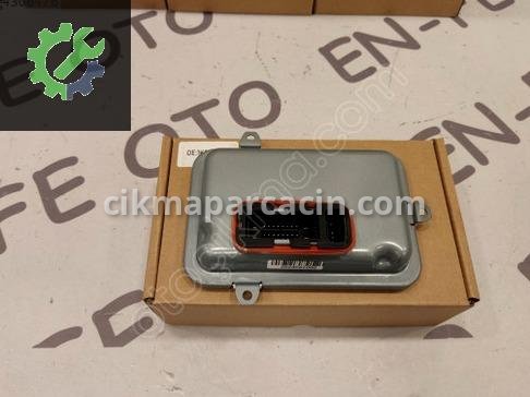 Volkswagen Passat Far Beyni 1K0941329 çıkma parça