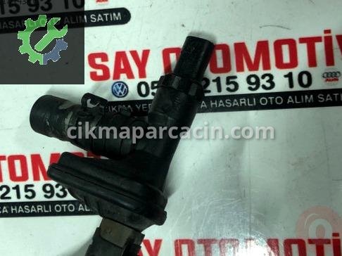 Volkswagen Passat Yakıt Pompası 03L919824C çıkma parça