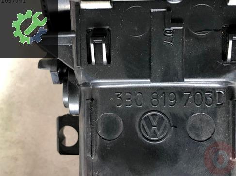 Passat kalorifer ızgarası hava menfezi 3B0819703D/3B0819704D
