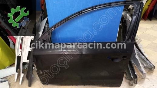 Volkswagen Passat Sol Ön Kapı çıkma parça