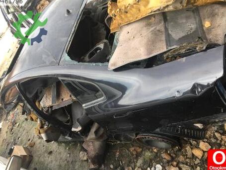 Volkswagen Passat Tavan çıkma parça