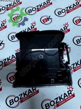 Volkswagen Passat Havalandırma Izgarası 3AB819702 çıkma parça
