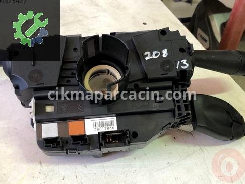 Citroen 208 Sinyal Kolu 98030390ZD çıkma parça