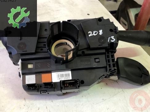 Pejo 208 Citroen sinyal kolu 98030390ZD
