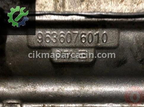 Citroen 307 Silindir Kapak 9636076010 çıkma parça