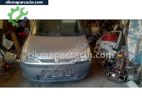 Peugeot Partner Kaput çıkma parça