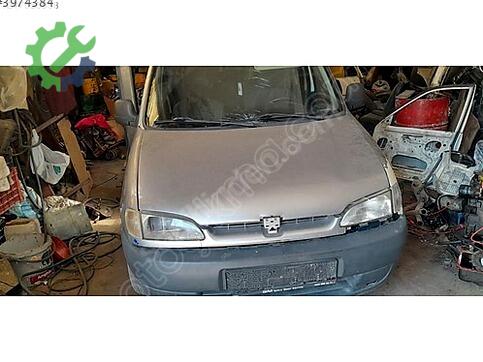 Peugeot Partner Kaput çıkma parça