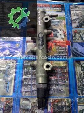 Peugeot 206 Enjektör 0445214028 çıkma parça
