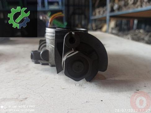 Peugeot 206 Gaz Kelebeği 0012037A4 çıkma parça