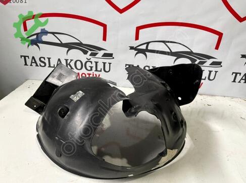 Peugeot 206 Davlumbaz 9647546580 çıkma parça