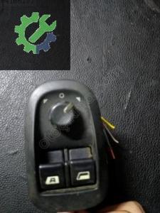 Peugeot 206 sol ön ikili cam düğmesi ve ayna ayar düğmesi