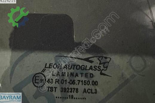 Peugeot 206 Tavan Camı çıkma parça