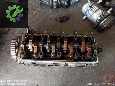 Peugeot 206 Silindir Kapağı çıkma parça