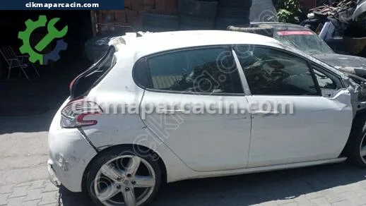 Peugeot 208 Arka Çamurluk çıkma parça