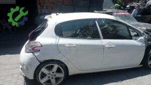 Peugeot 208 2000 Çıkma Sağ Arka Kapı