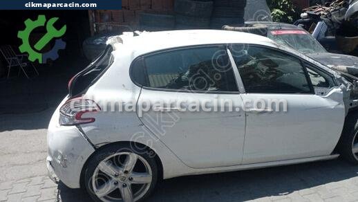 Peugeot 208 Sağ Arka Kapı çıkma parça