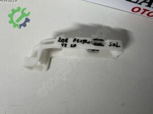 Peugeot 208 Tampon Braketi Sökme Çıkma