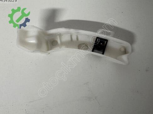 Peugeot 208 Tampon Braketi çıkma parça