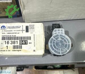 Peugeot Rifter Çıkma Oto Cam 9813167380
