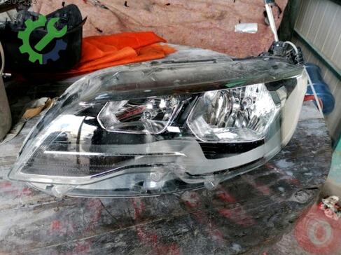 Peugeot 301 Far çıkma parça