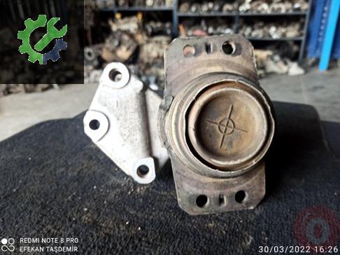 Peugeot 307 Motor Takozu & Kulağı 9636270080 çıkma parça