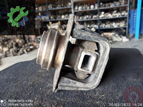 Peugeot 307 Motor Takozu & Kulağı 9636270080 çıkma parça