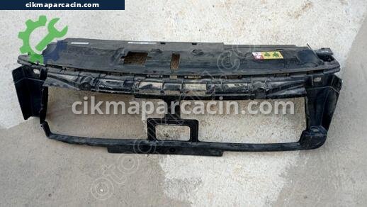 Peugeot 308 Ön Tampon çıkma parça