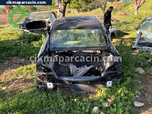 Peugeot 508 Tavan çıkma parça
