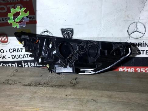 Peugeot Çıkma Orjinal Ön Far