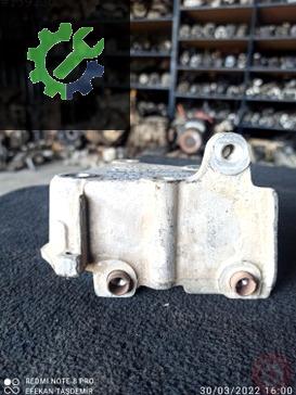 Peugeot Partner Motor Takozu & Kulağı 9648325480 çıkma parça