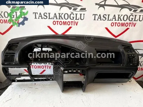 Peugeot Partner Torpido çıkma parça