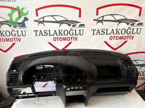 Peugeot Partner Torpido çıkma parça