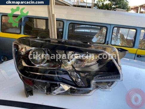 Peugeot Rifter Far çıkma parça