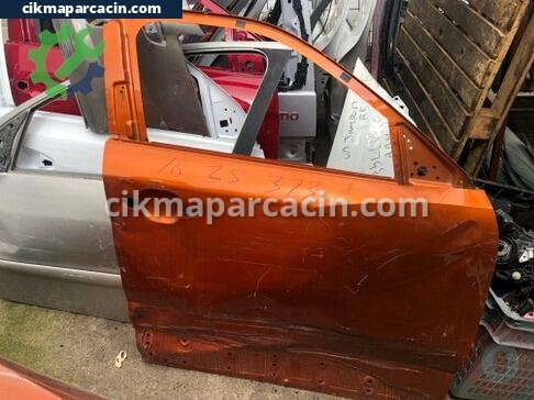 Peugeot 2008 Sağ Ön Kapı çıkma parça