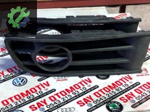 Polo 4 sağ sis kapak 6Q0853666A