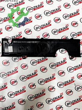 Volkswagen Golf Motor Kapağı 03C103925AT çıkma parça