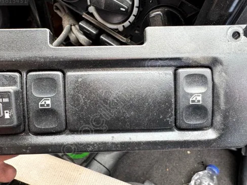 Volkswagen Polo Cam Düğmesi çıkma parça