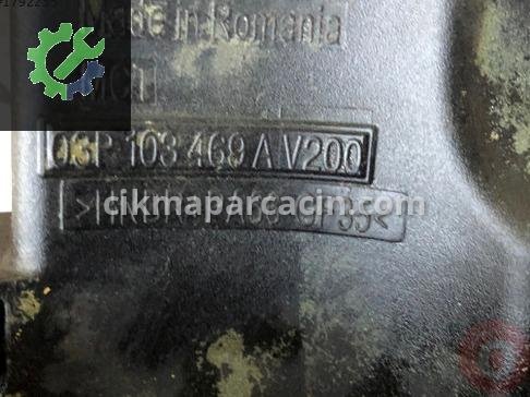 Volkswagen Polo Külbütör Kapağı 03P103469A çıkma parça
