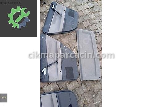 Volkswagen Polo Kapı Döşemesi çıkma parça