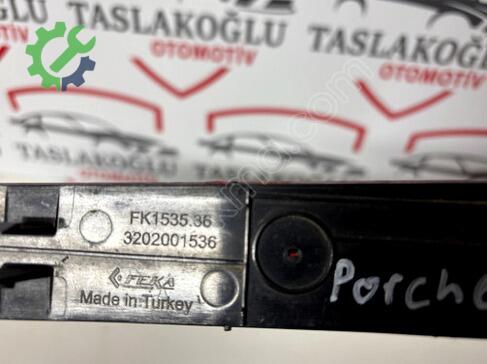 Porsche Carrera Reflektör 3202001536 çıkma parça