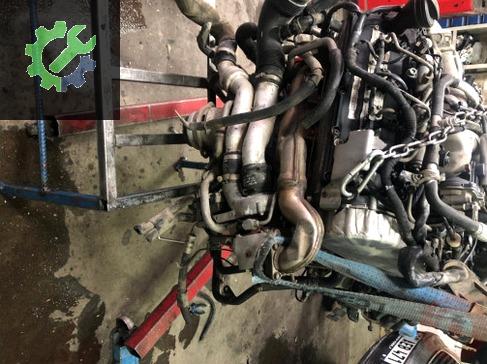 2012 Porsche Cayenne Motor Takozu Çıkma Parça Kayseri