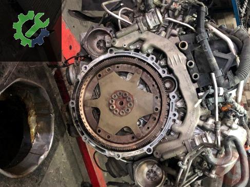 2022 Porsche Cayenne Motor Takozu Çıkma Parça Kayseri