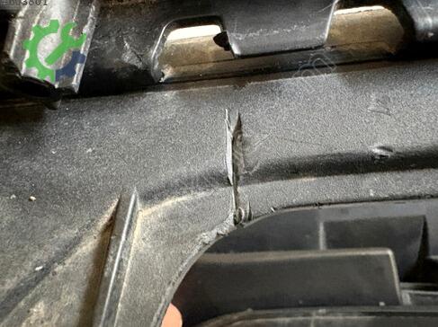 Porsche Taycan Tampon Izgarası 9J1807683 çıkma parça