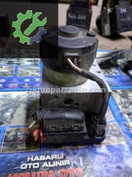 Mitsubishi Space Star ABS Beyni AC051191851 çıkma parça