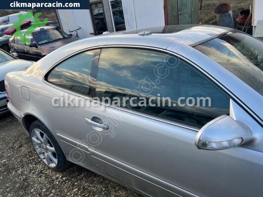 Mercedes-Benz C Serisi Kapı Camları çıkma parça