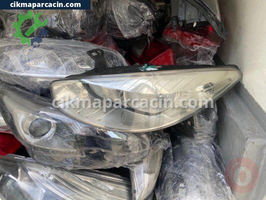 Renault Fluence Far çıkma parça