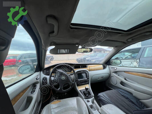 Jaguar X-Type Orta Konsol çıkma parça