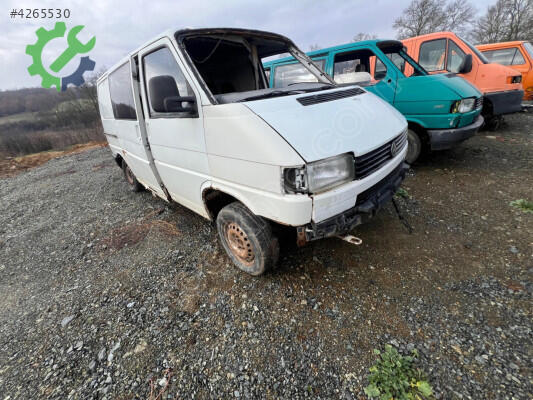 Volkswagen Transporter Far çıkma parça