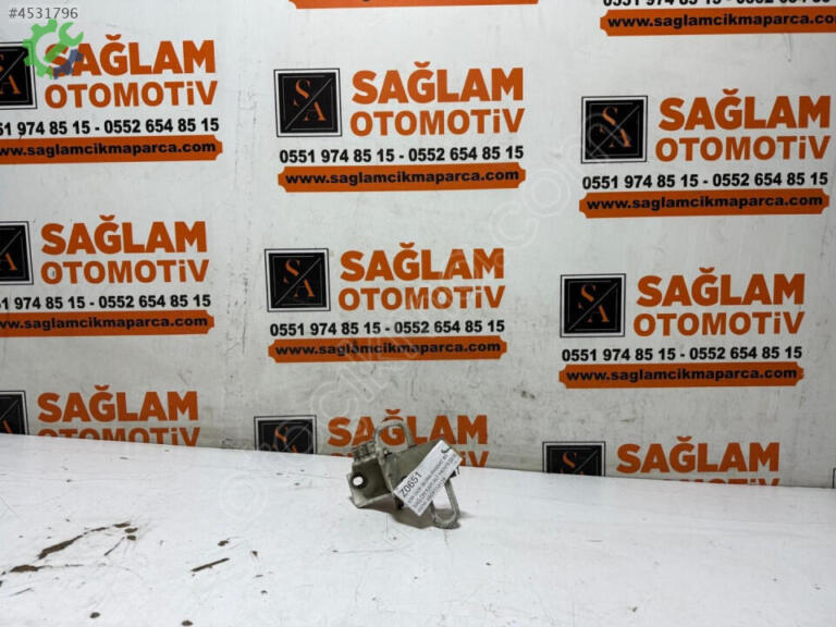 Volkswagen Passat Sağ Ön Kapı çıkma parça